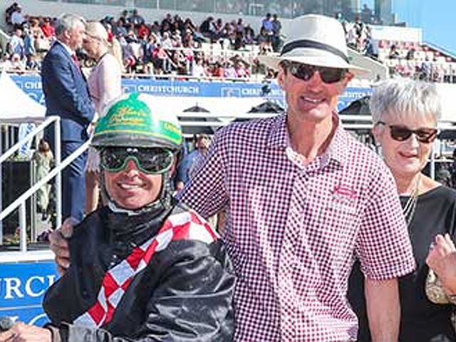 Grandson of two Rowe Cup champions wins on debut