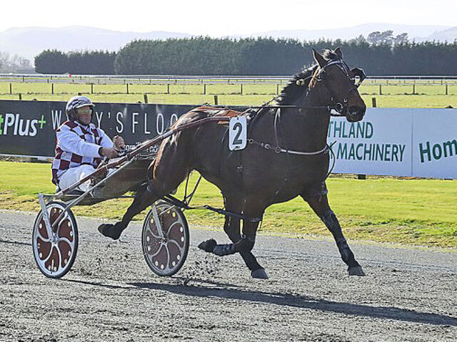 Fahys enjoy big day out at Winton