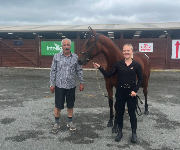Ardgowan Lodge Flying the Flag as Williamson Trotters Command Six Figures